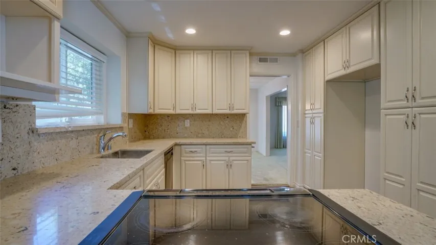 1904 Belmar, Upland, California 91784