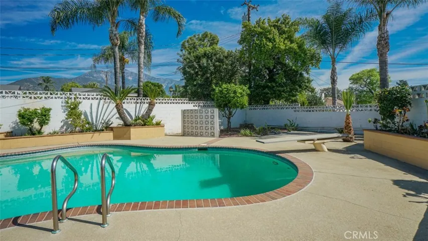 1904 Belmar, Upland, California 91784