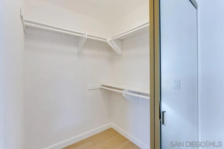 Walk-in Closet