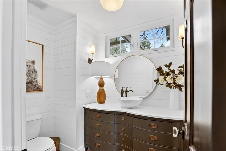 27604 Matterhorn Drive, Lake Arrowhead, California 92352