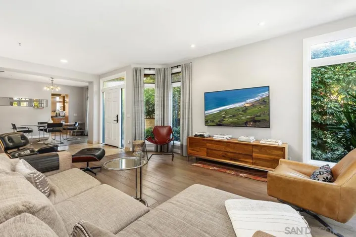 849 N Rios Ave, Solana Beach, California 92075