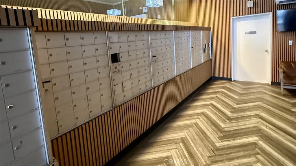 lobby/mail area
