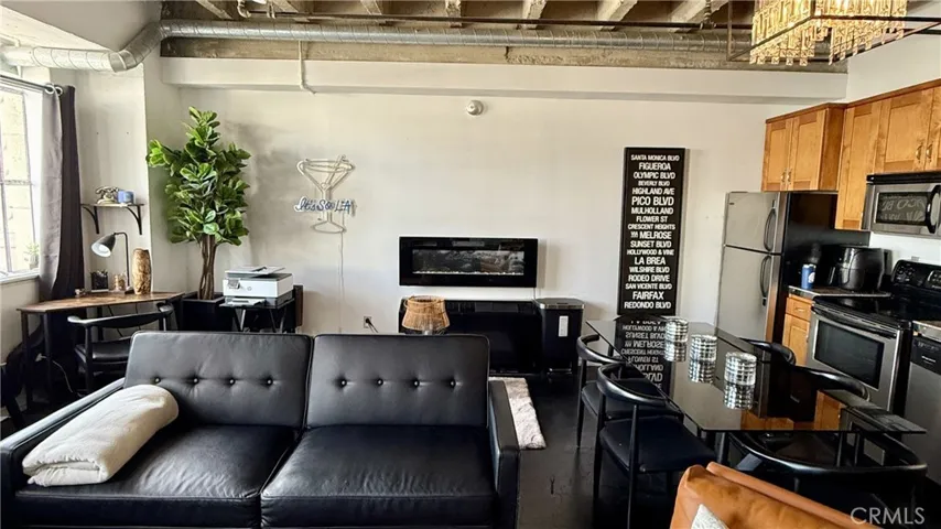 living room/kitchen areas