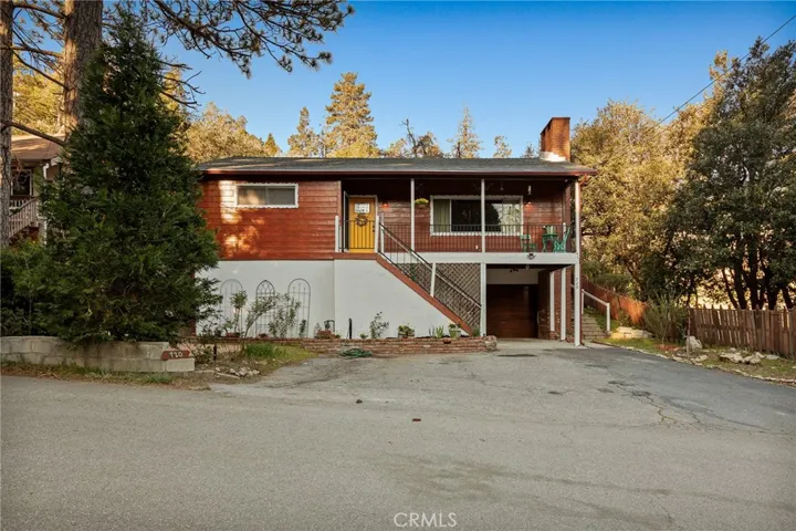 720 Rocky, Crestline, California 92325