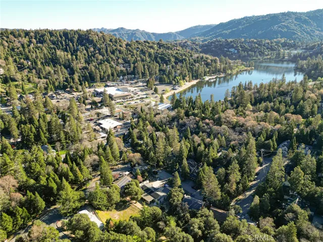 720 Rocky, Crestline, California 92325