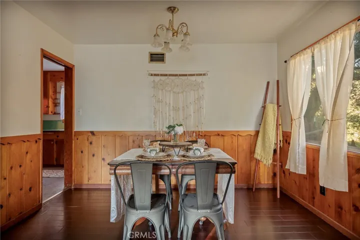 720 Rocky, Crestline, California 92325