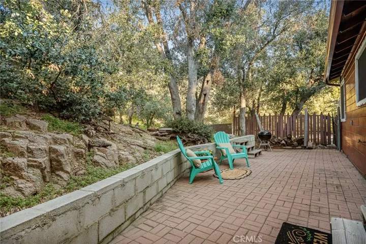 720 Rocky, Crestline, California 92325