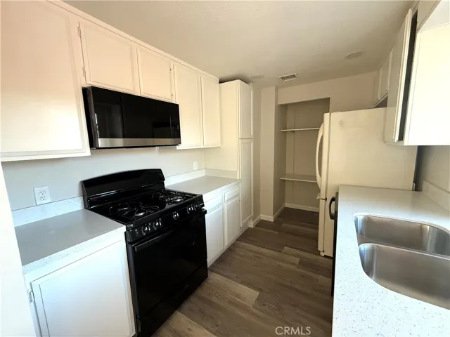 3445 Sparrow, Riverside, California 92503