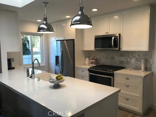 All soft close cabinets and drawers