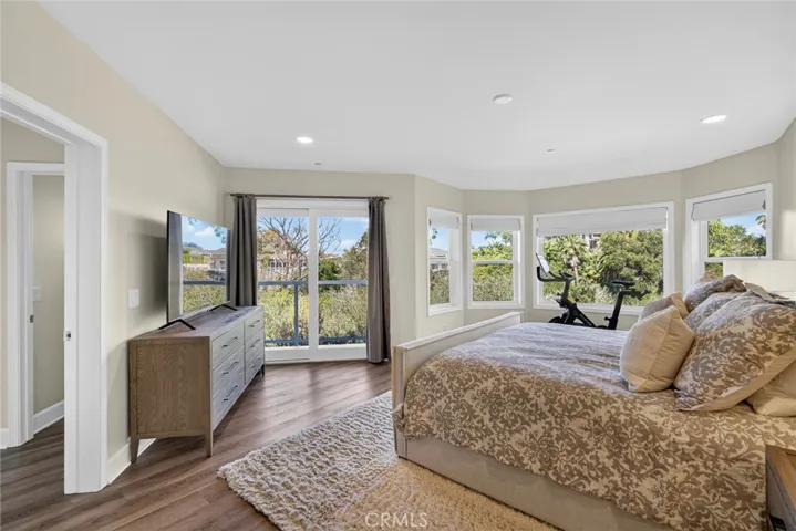 214 Avenida Montalvo 2, San Clemente, California 92672