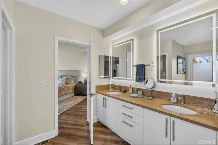 214 Avenida Montalvo 2, San Clemente, California 92672