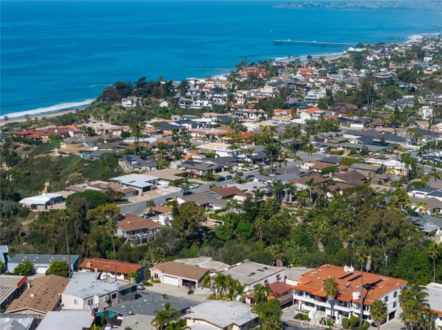 214 Avenida Montalvo 2, San Clemente, California 92672