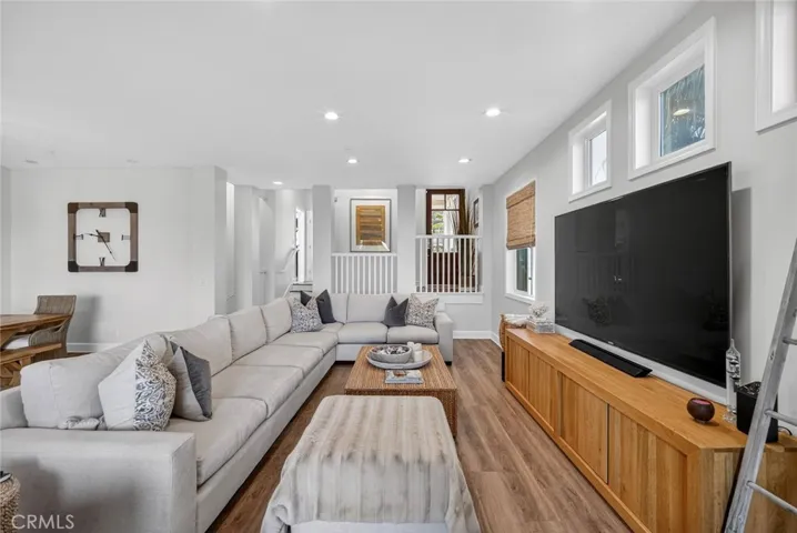 214 Avenida Montalvo 2, San Clemente, California 92672