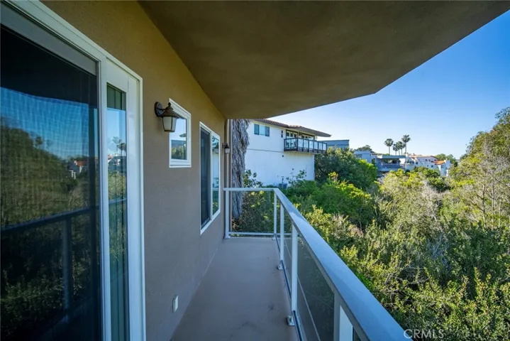 214 Avenida Montalvo 2, San Clemente, California 92672