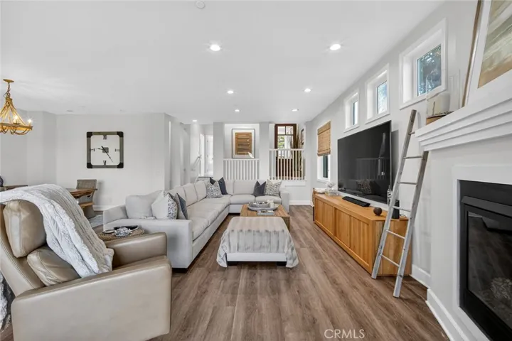 214 Avenida Montalvo 2, San Clemente, California 92672