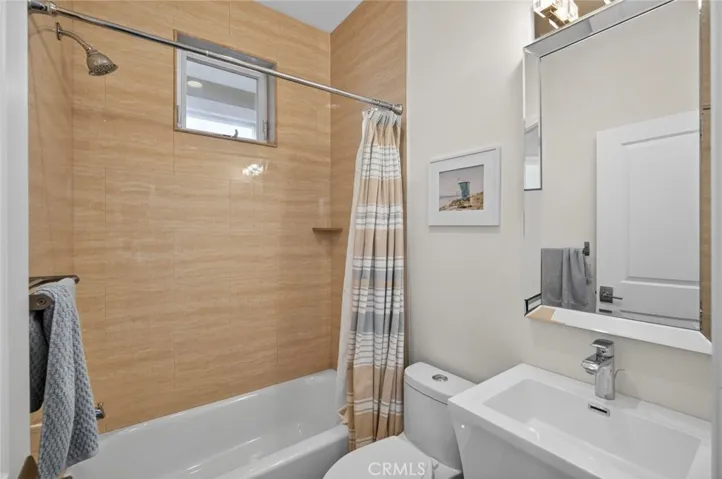 214 Avenida Montalvo 2, San Clemente, California 92672