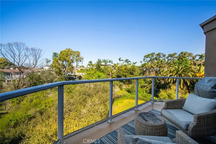 214 Avenida Montalvo 2, San Clemente, California 92672