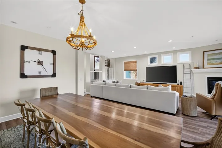 214 Avenida Montalvo 2, San Clemente, California 92672