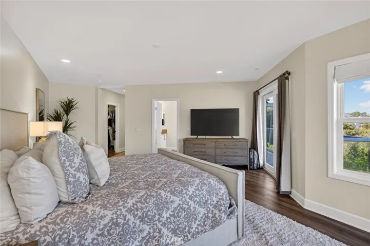 214 Avenida Montalvo 2, San Clemente, California 92672