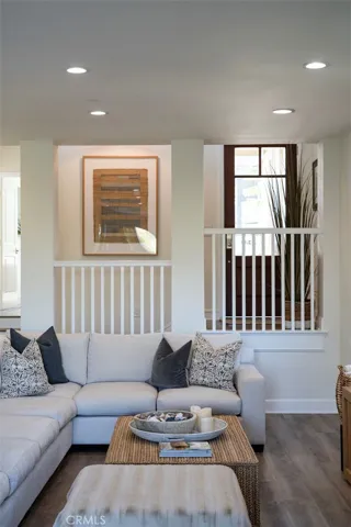 214 Avenida Montalvo 2, San Clemente, California 92672