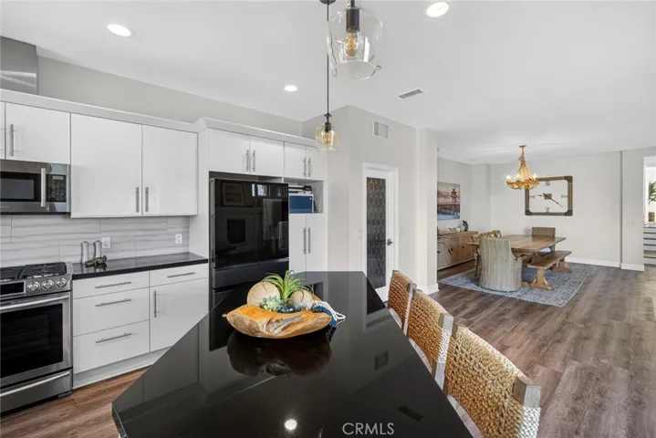 214 Avenida Montalvo 2, San Clemente, California 92672
