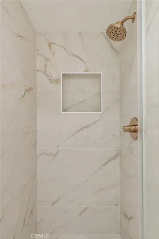Ensuite shower