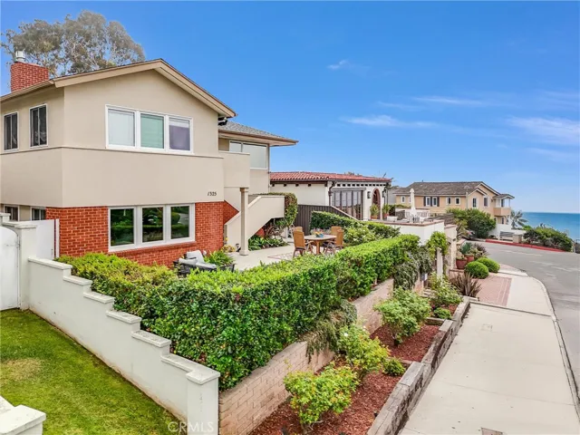 1325 Cliff Drive, Laguna Beach, California 92651