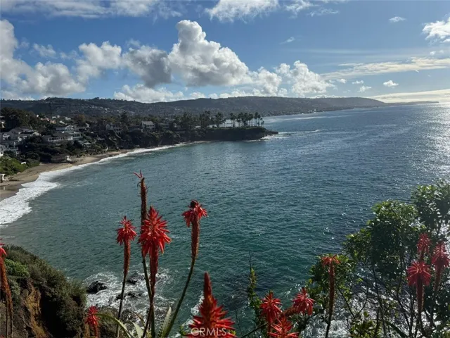 1325 Cliff Drive, Laguna Beach, California 92651