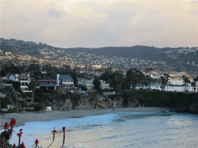 1325 Cliff Drive, Laguna Beach, California 92651
