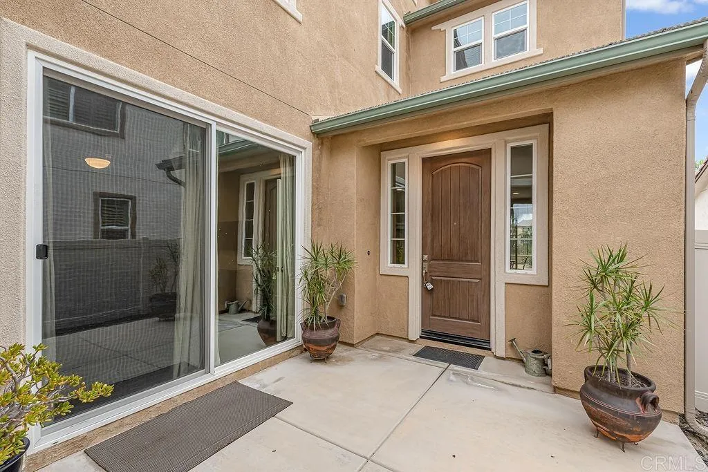 Front Entry and Casitta Second Entry