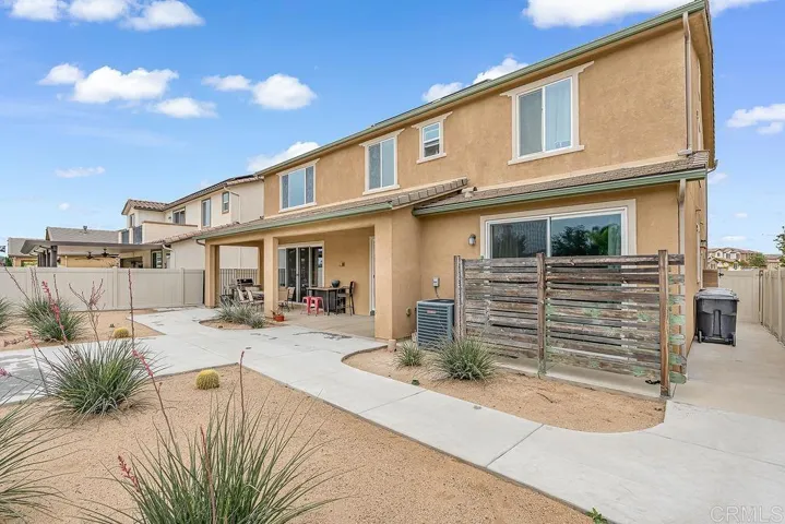 Privacy Fence to Downstairs Primary Bedroom