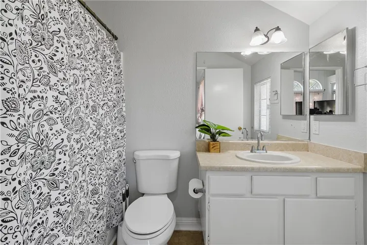 Bedroom #1 Bathroom
