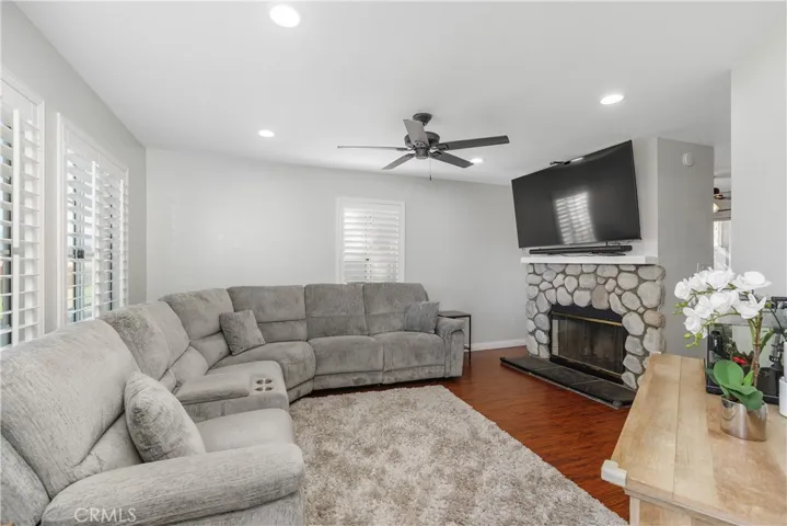 192 W Walnut A, Rialto, California 92376
