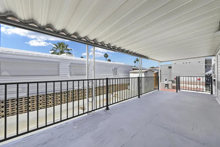 IndioSpringsPkwy84205#7