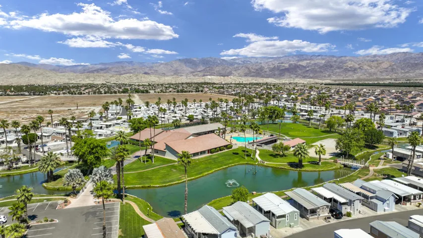 IndioSpringsPkwy84205#24