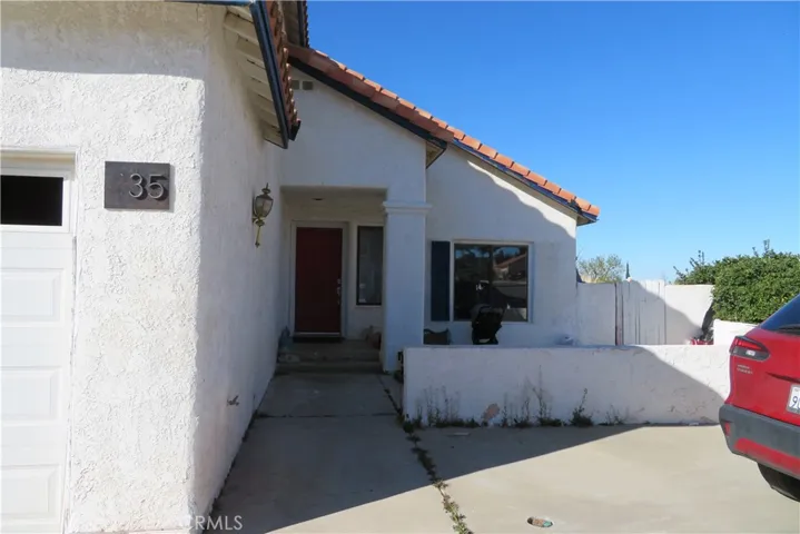 435 Questa Court, Palmdale, California 93551