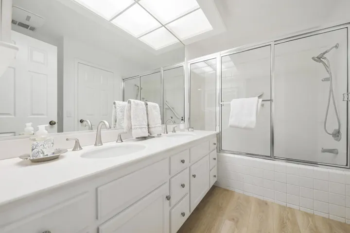 Guest Bedroom Ensuite