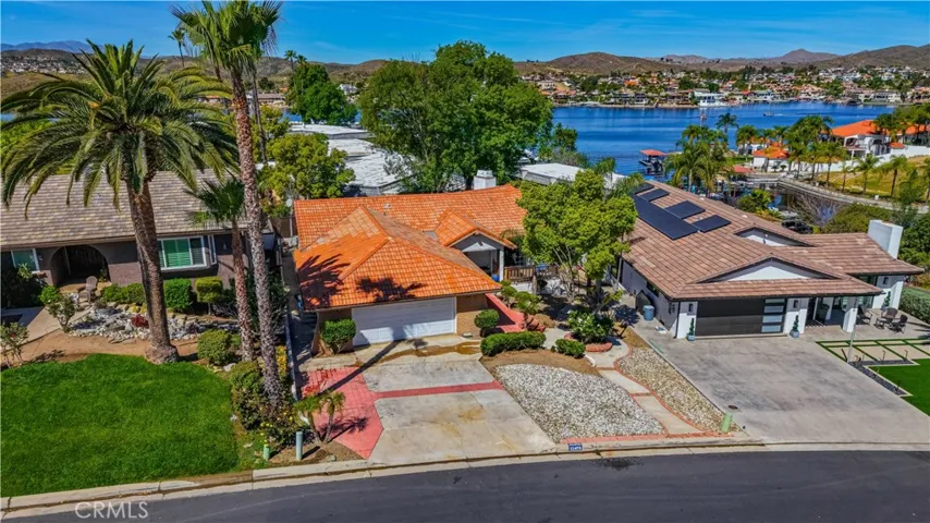 22470 Lighthouse Drive, Canyon Lake, California 92587
