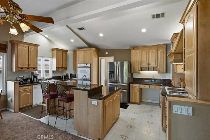 22470 Lighthouse Drive, Canyon Lake, California 92587
