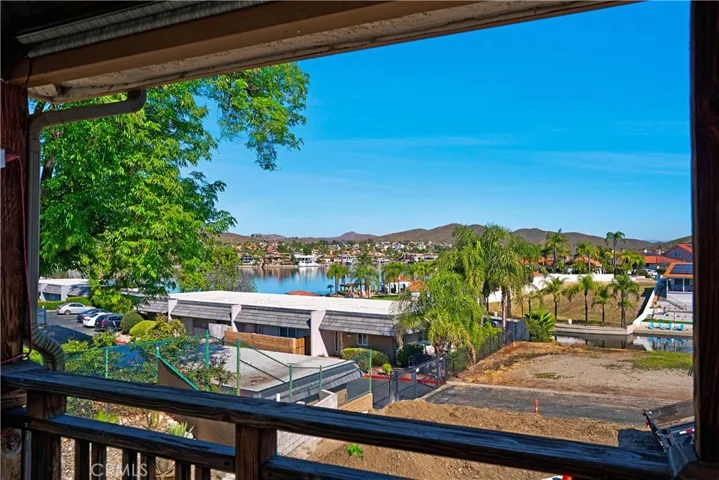 22470 Lighthouse Drive, Canyon Lake, California 92587