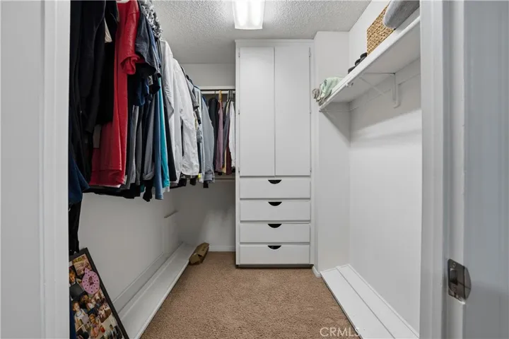Primary Walk in Closet