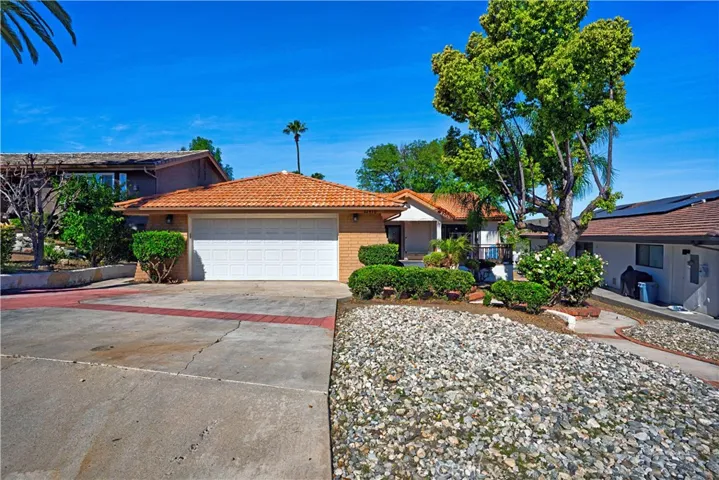 22470 Lighthouse Drive, Canyon Lake, California 92587