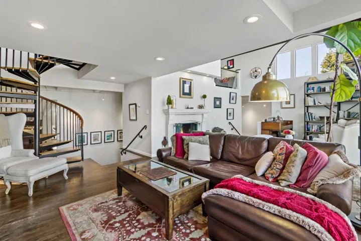 720 Temescal Way, Redwood City, California 94062