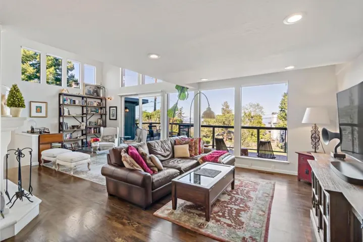 720 Temescal Way, Redwood City, California 94062