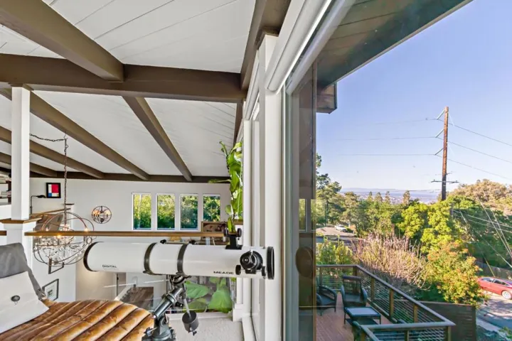 720 Temescal Way, Redwood City, California 94062