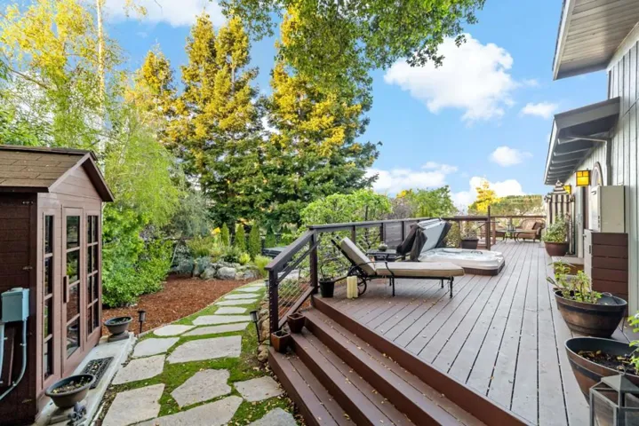 720 Temescal Way, Redwood City, California 94062