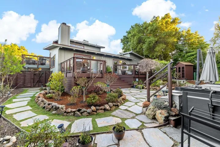 720 Temescal Way, Redwood City, California 94062