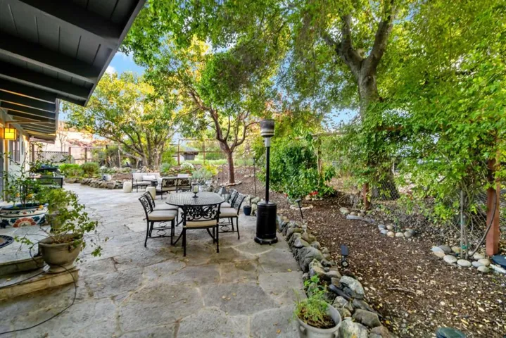 720 Temescal Way, Redwood City, California 94062