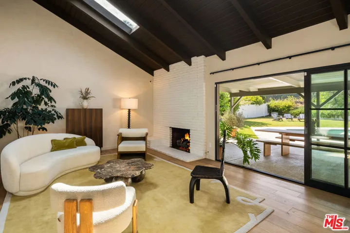 16727 Pineridge Drive, Granada Hills, California 91344