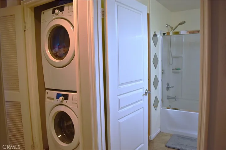 Washer/Dryer Closet